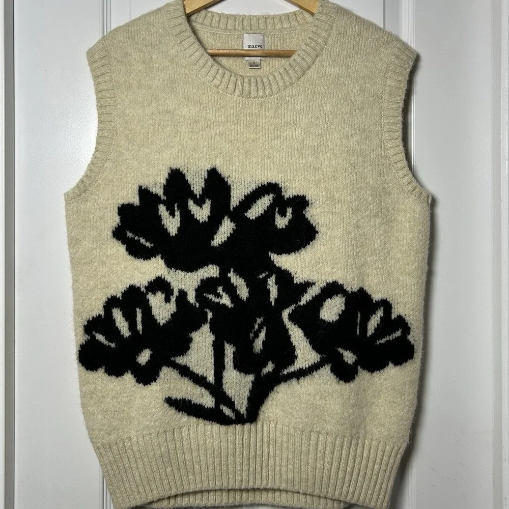 Maeve Anthropologie Cream Black Flower Graphic Knit Sleeveless Sweater Vest
